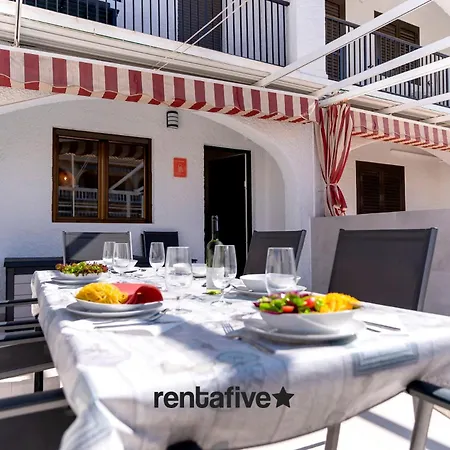 Holiday home Rentafive - Gran Casa Reformada - Terraza *