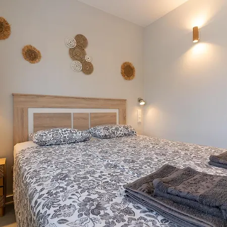 Rentafive - Gran Casa Reformada - Terraza * Santa Pola