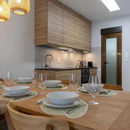 Holiday home Rentafive - Gran Casa Reformada - Terraza